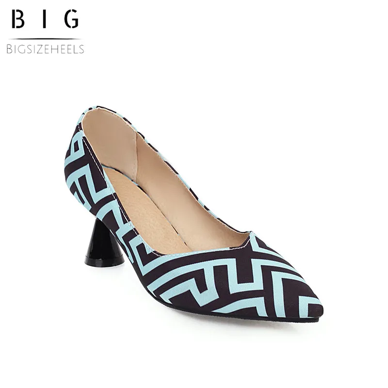 Bigsizeheels Geometrically patterned pointy flats - Blue