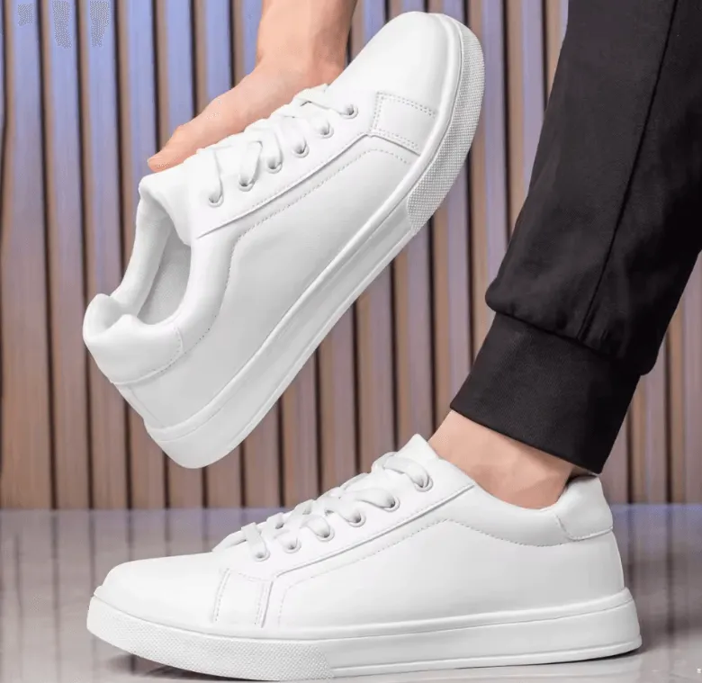 Men’s Skateboarding Shoes – Lightweight White & Black Sports Sneakers