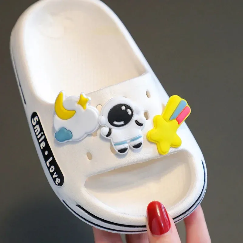 New Children Kids Baby Boys Girls Mules Clogs Summer Soft Sole Garden Beach Slippers Sandals Cave Hole Baby Shoes for Boys Girls