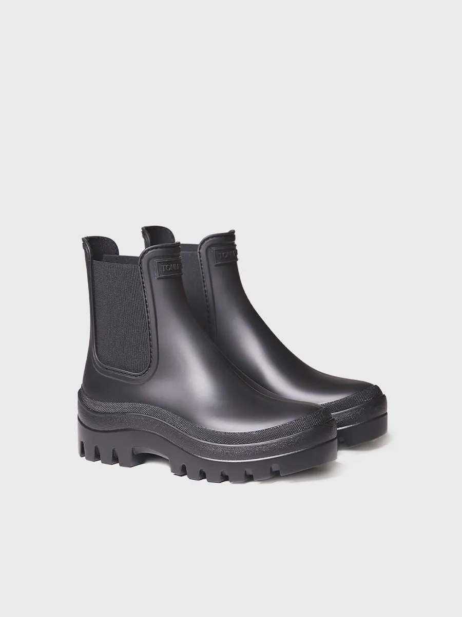 Women's Chelsea-style Waterproof Ankle boot in Black - CARTER